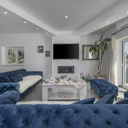 Luxury Stone Tonka Villa Sućuraj