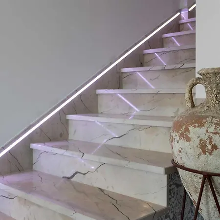 Luxury Stone Tonka *