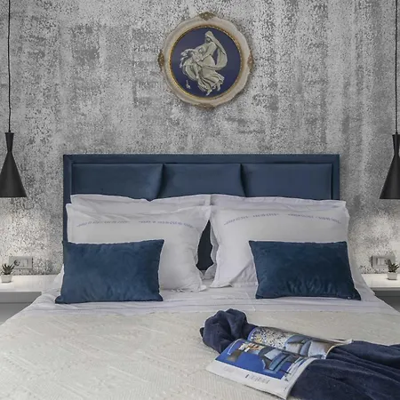 Luxury Stone Tonka